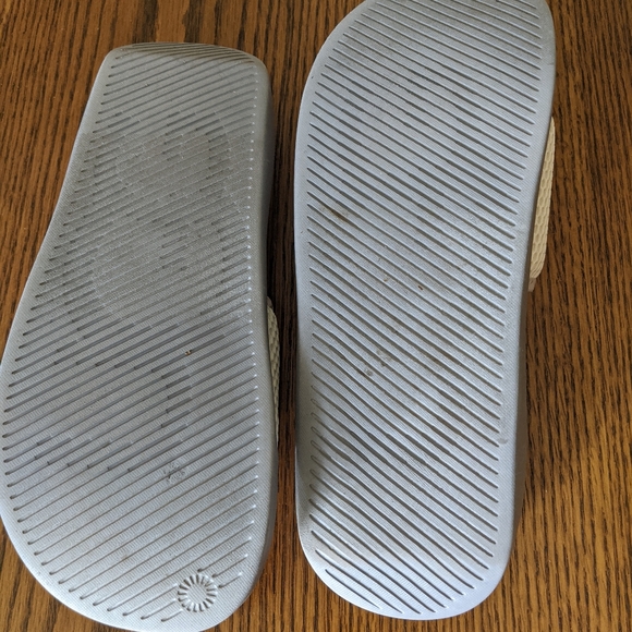 UGG LA Light Slide - Picture 8 of 10